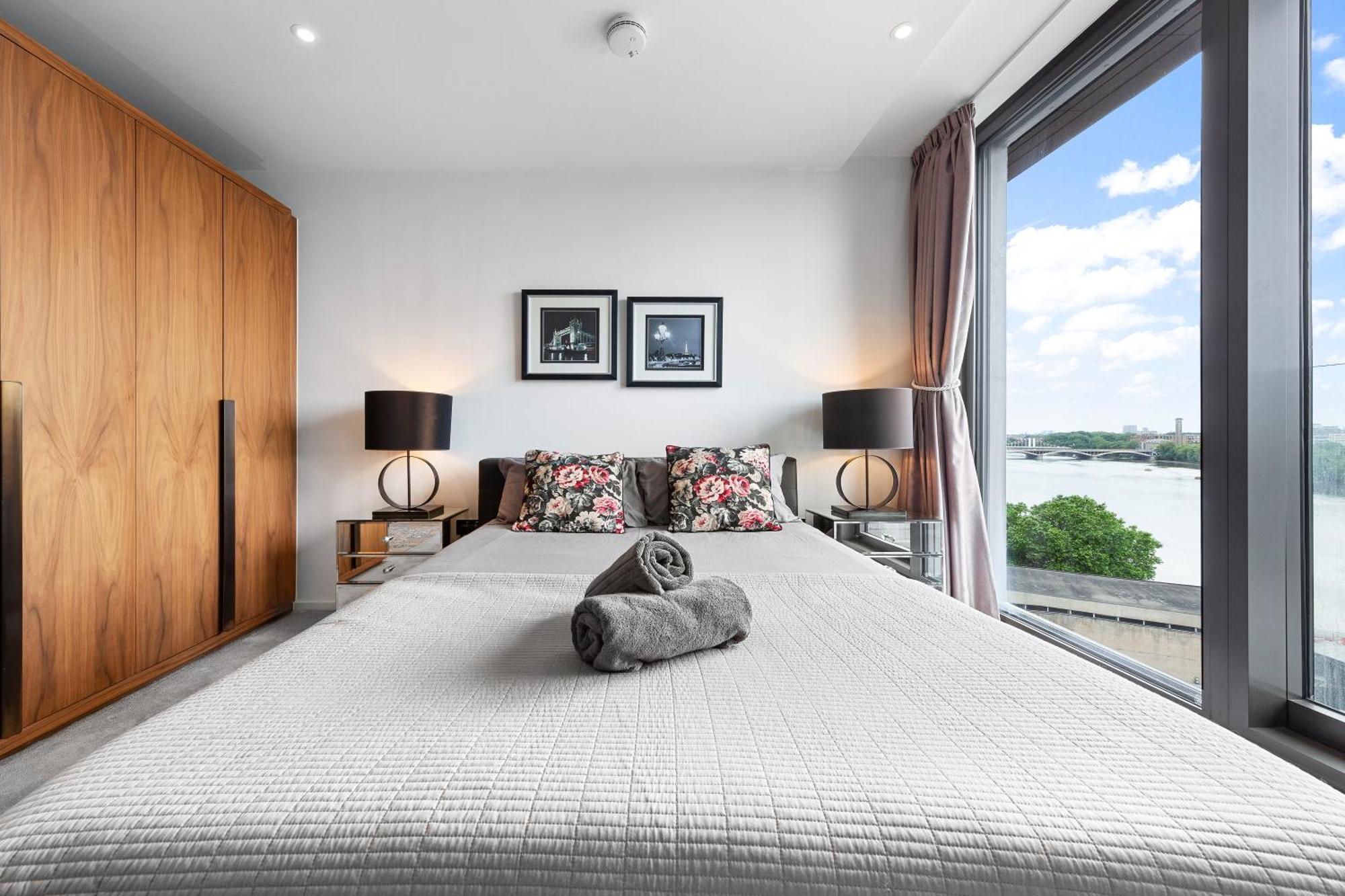 River Panorama Central London 2 Bedroom New Development Kültér fotó